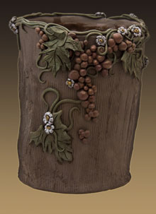 Studio Discovery Tour artist Jan Maria Chiappa: Wine cooler with grapes