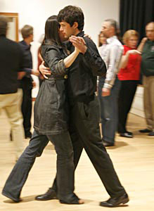 Introduction to Argentine Tango, with Raquel Mashiach & Walter Stillman