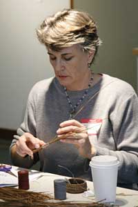 Gerda Randolph: Pine Needle Basket Making