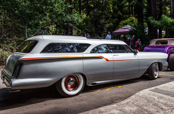 Art Himsl's 1958 Chevrolet Yeoman won Best of Show, the inaugural Best Make Out Car award and Pirate's Choice award (2014)